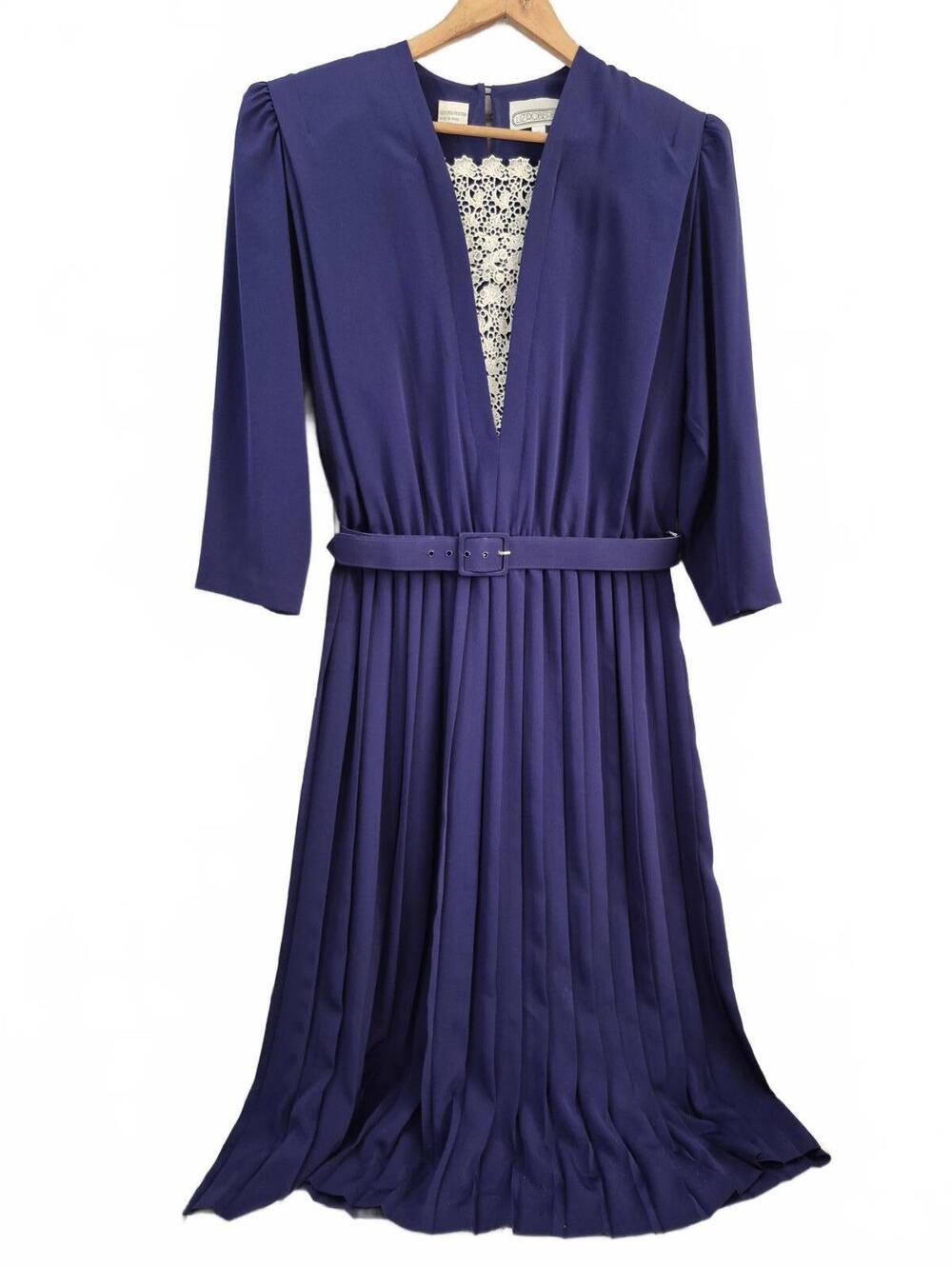 Liz Roberts Vintage 80s Ladies Blue Pleated Dress Midi Style Belted Elastic